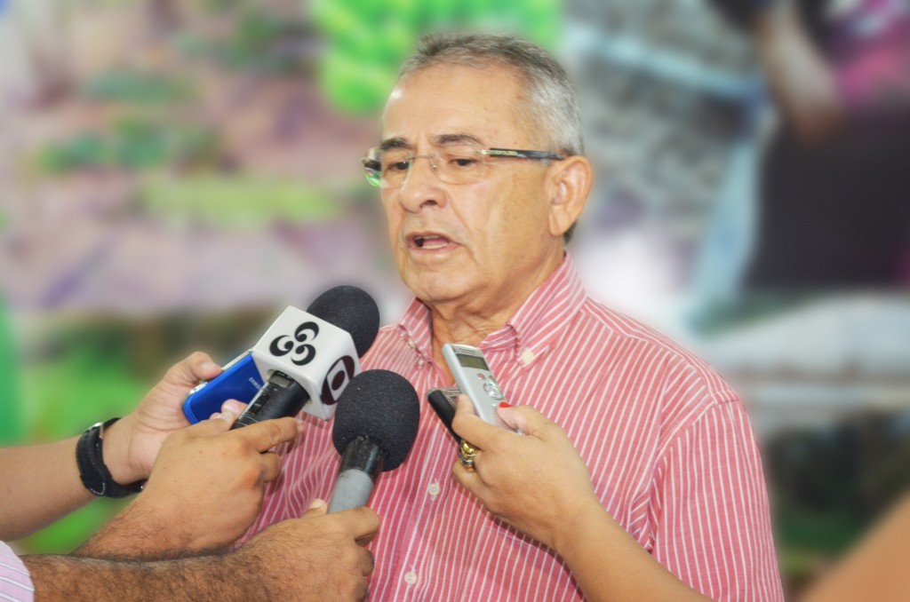 Valdenor Cardoso assume a presidência do IDAM